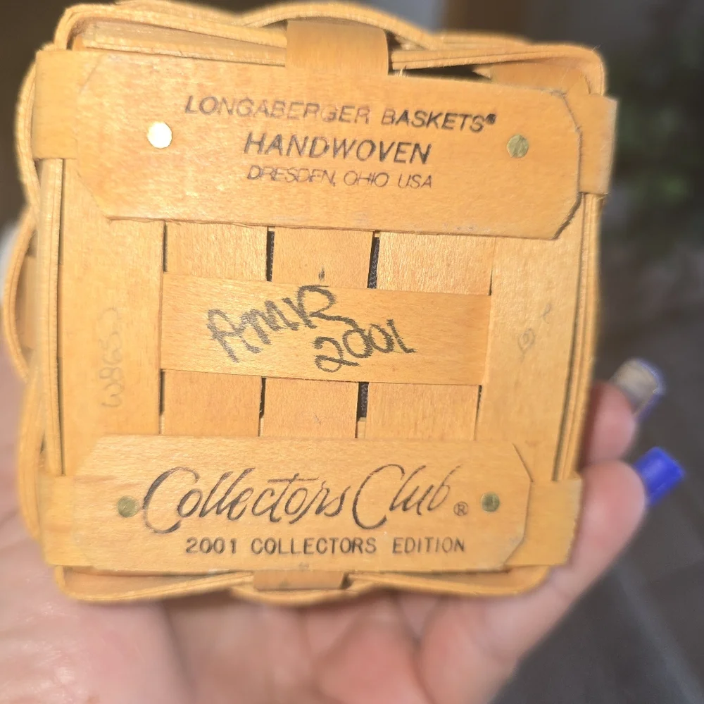 Longaberger Collectors Club Basket
